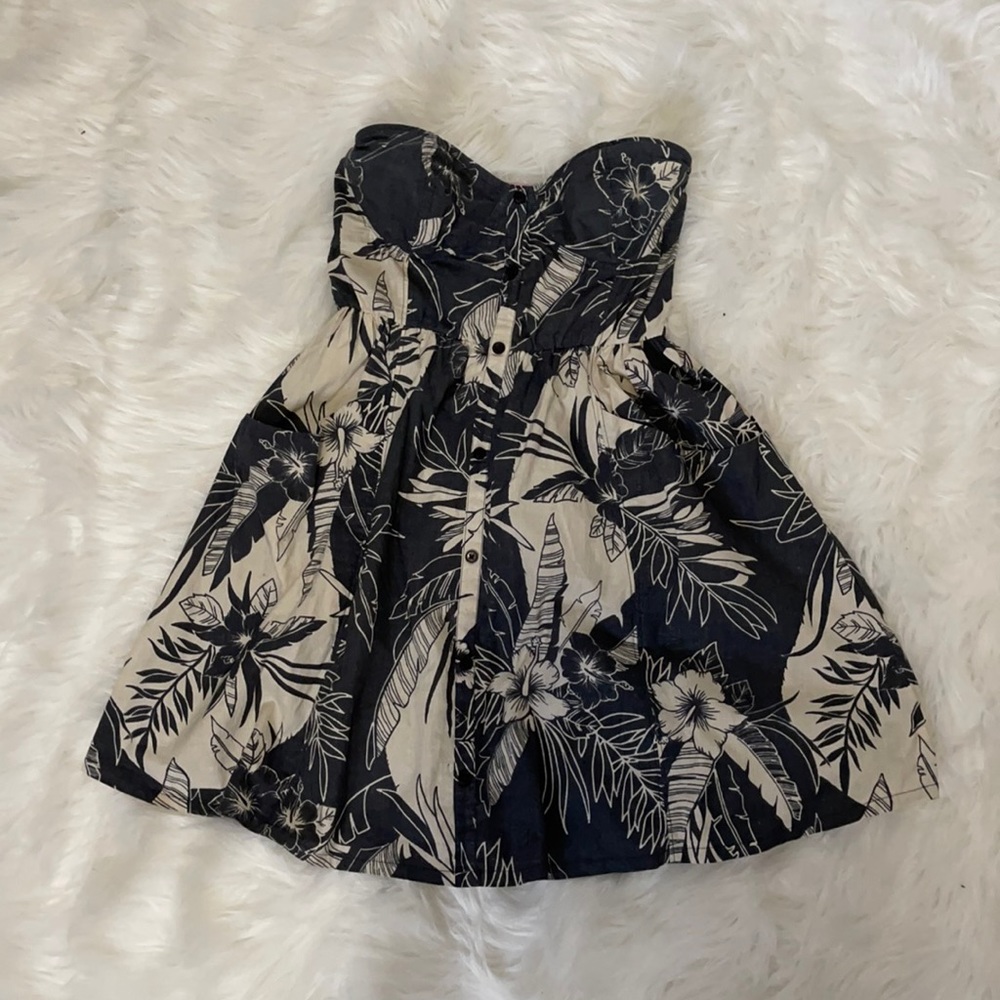 Strapless Billabong Dress with pockets